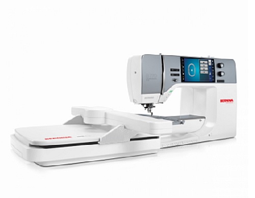 -  Bernina 770 QE PLUS